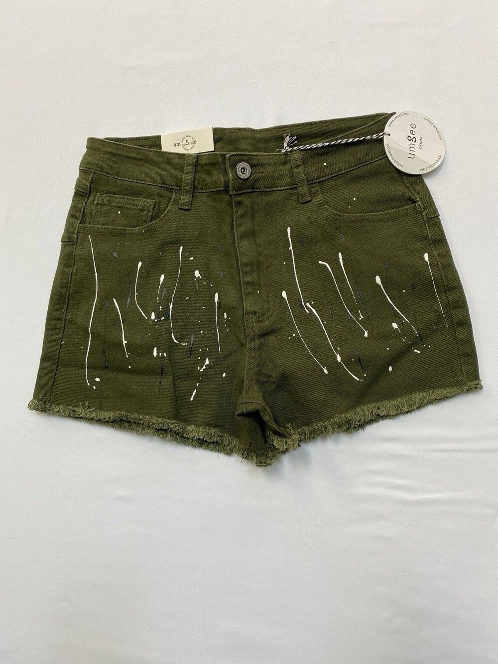 Umgee Denim Olive Green Paint Splatter Shorts Size 5 NWT Raw Hem Cutoffs
